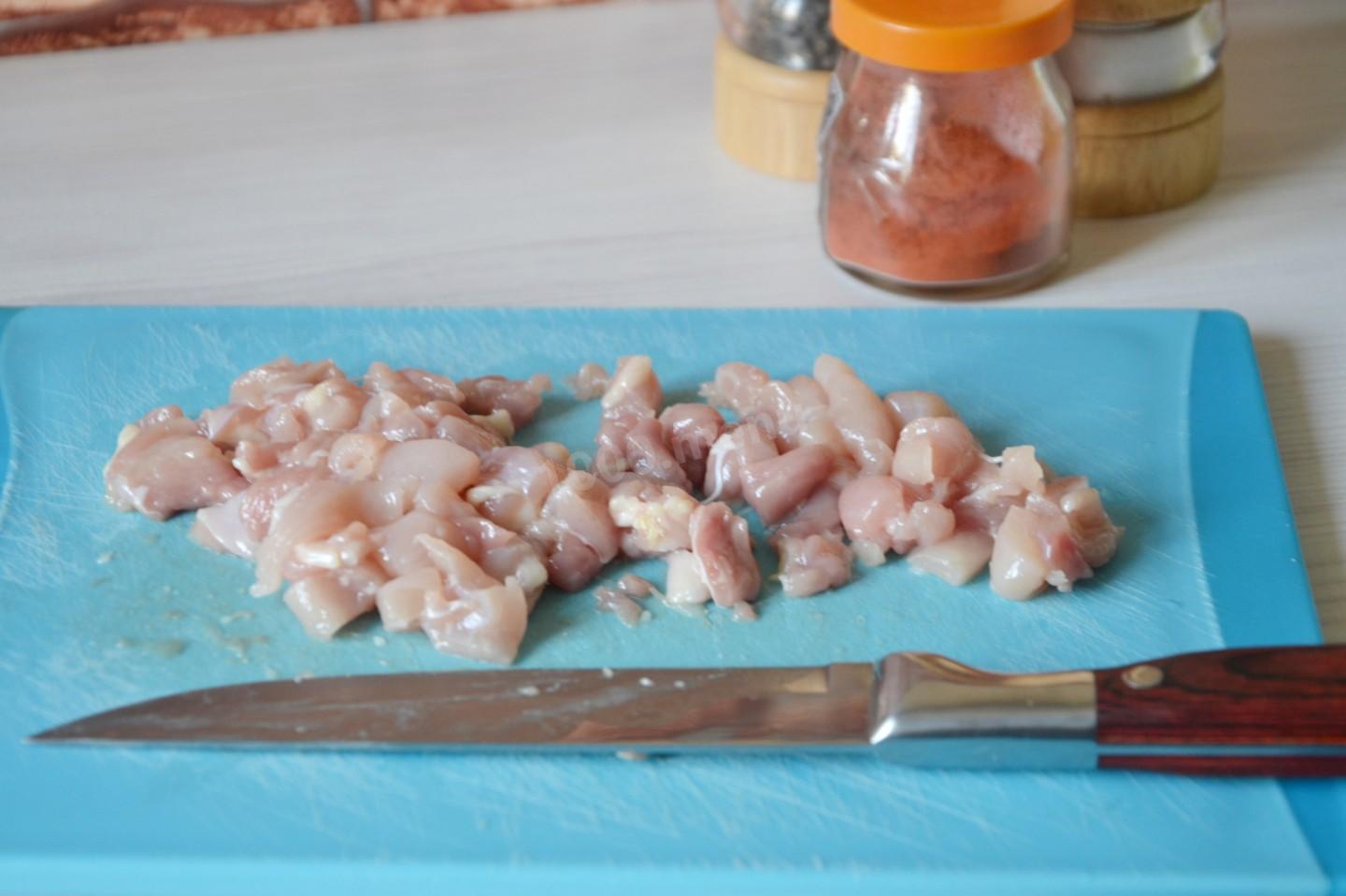 Шаг 2 приготовления Ветчина из курицы в ветчиннице