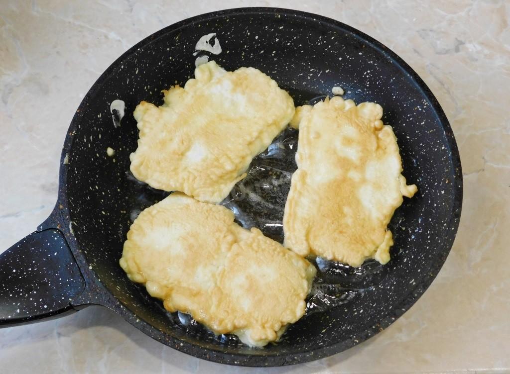 Шаг 8 приготовления Лаваш в кляре с начинкой