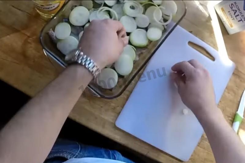 Шаг 6 приготовления Шпроты из речной рыбы домашние