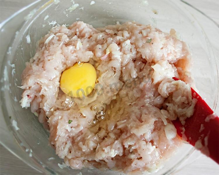 Шаг 10 приготовления Купаты в мультиварке