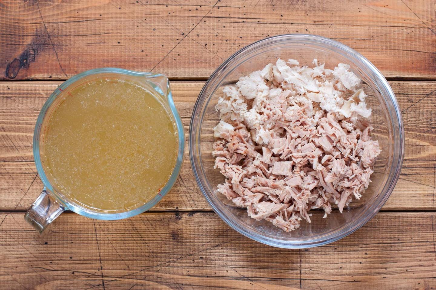 Шаг 5 приготовления Заливное из мяса с желатином