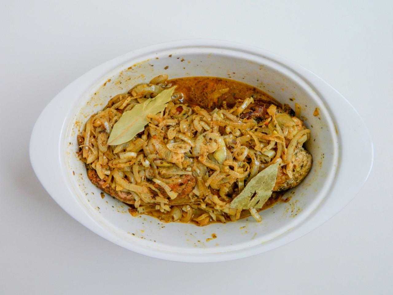 Шаг 9 приготовления Свиная шея запеченная в духовке целым куском
