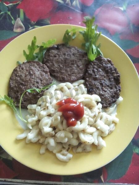 Шаг 3 приготовления Котлеты печеночные из куриной печени с манкой