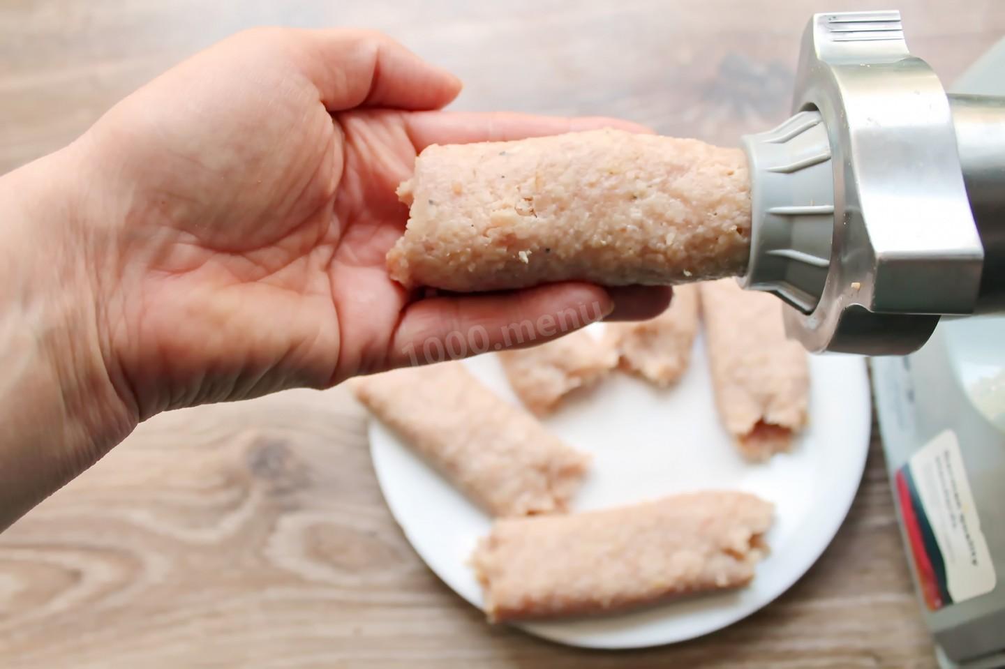 Шаг 10 приготовления Колбаски Кеббе на мясорубке