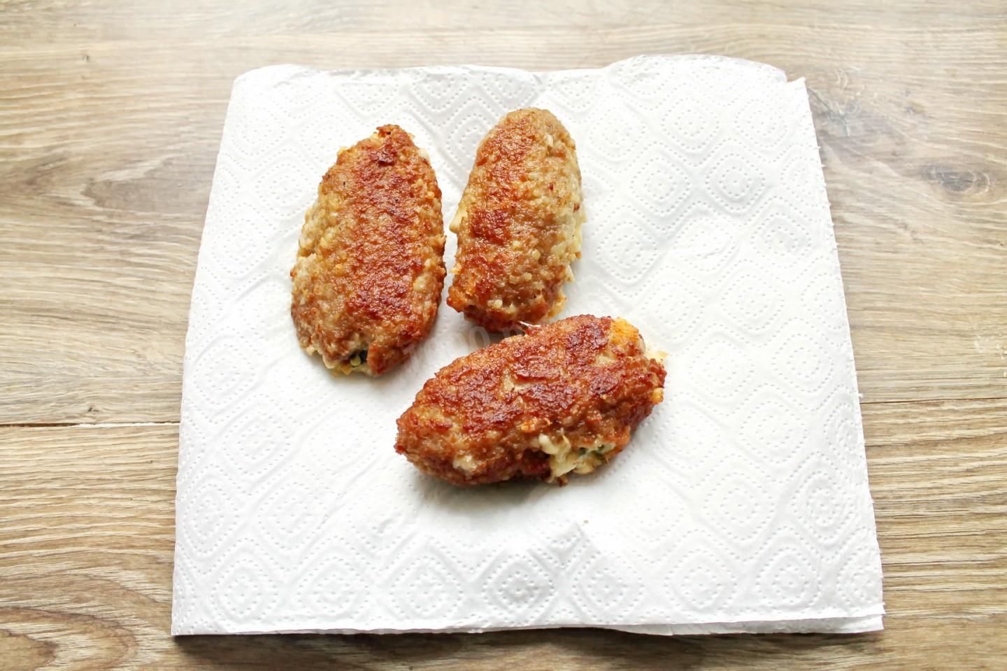 Шаг 13 приготовления Колбаски Кеббе на мясорубке