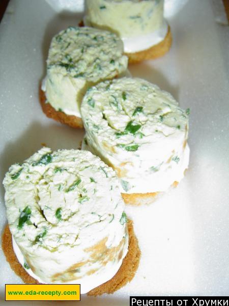Шаг 10 приготовления Канапе с икрой Фейерверк вкуса