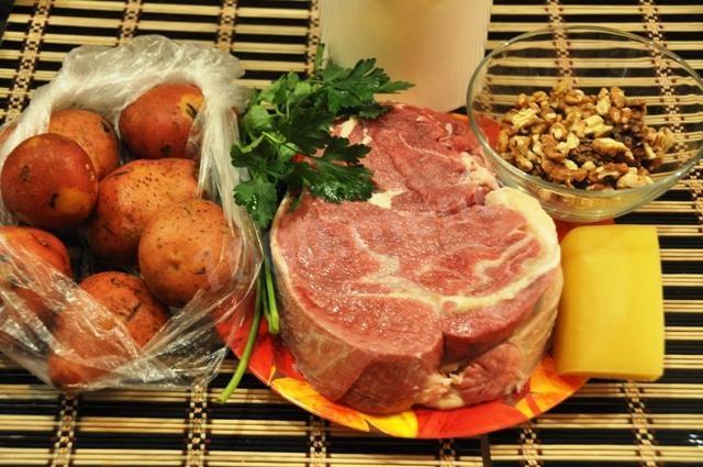 Шаг 1 приготовления Мясные рулетики с сыром