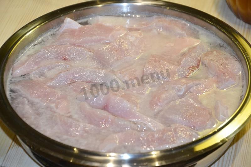 Шаг 4 приготовления Селедка из толстолобика
