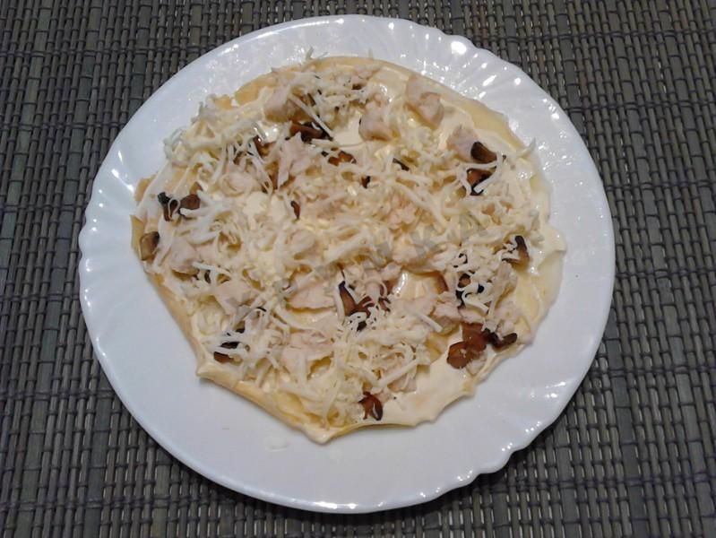 Шаг 16 приготовления Блинный торт с грибами и курицей