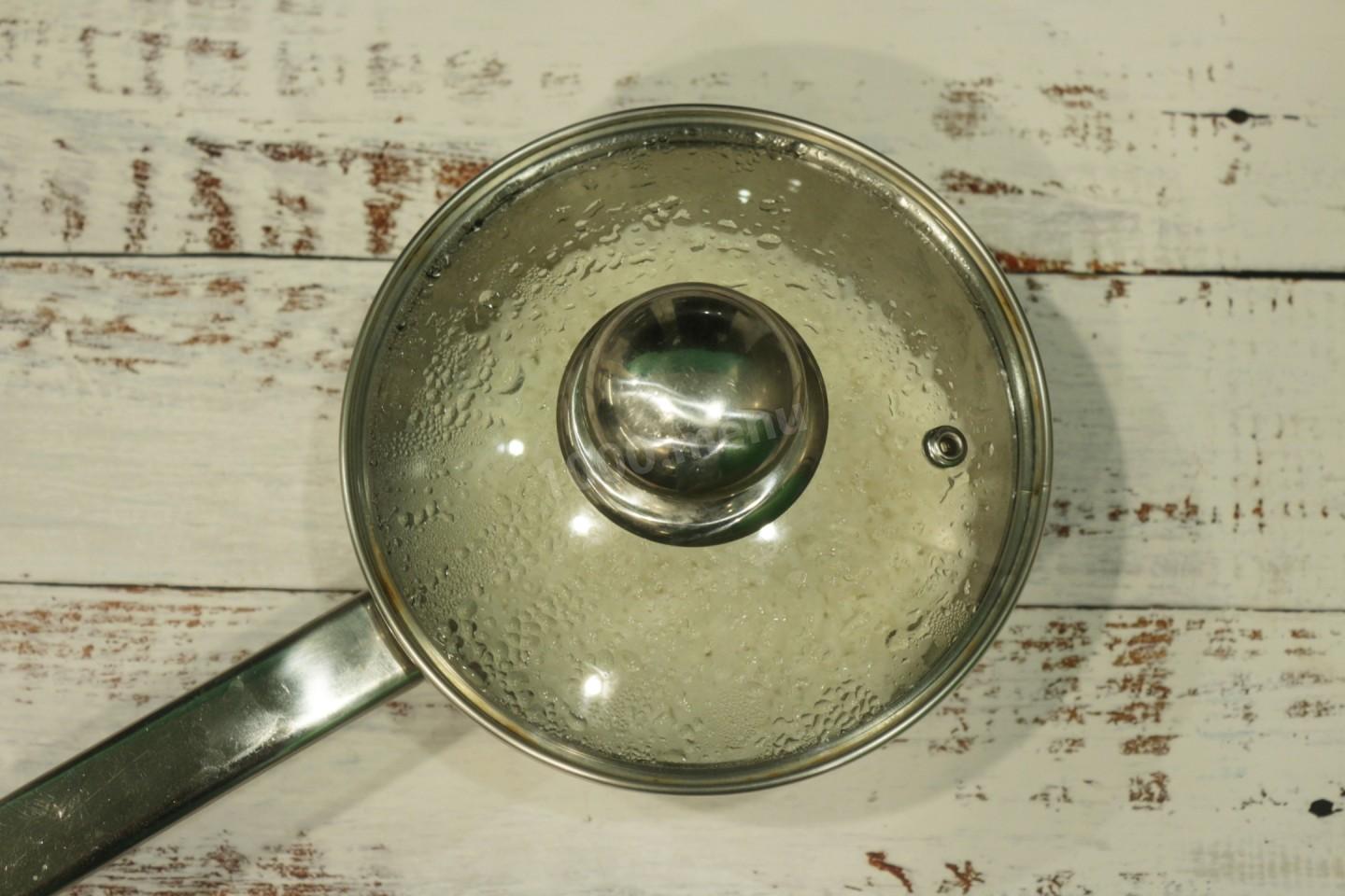 Шаг 3 приготовления Яичные рулетики с рисом и тунцом