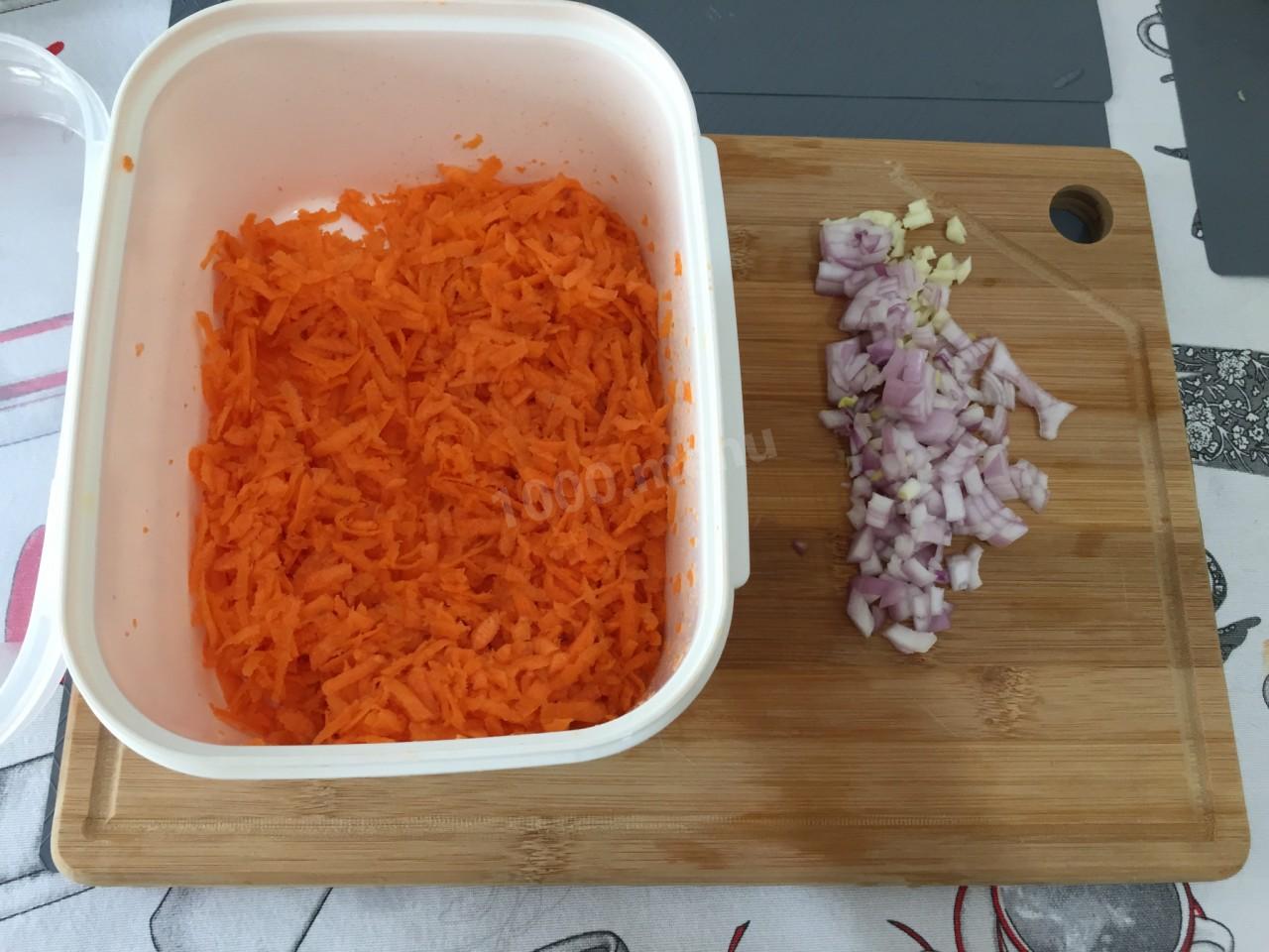 Шаг 3 приготовления Паштет из куриных окорочков