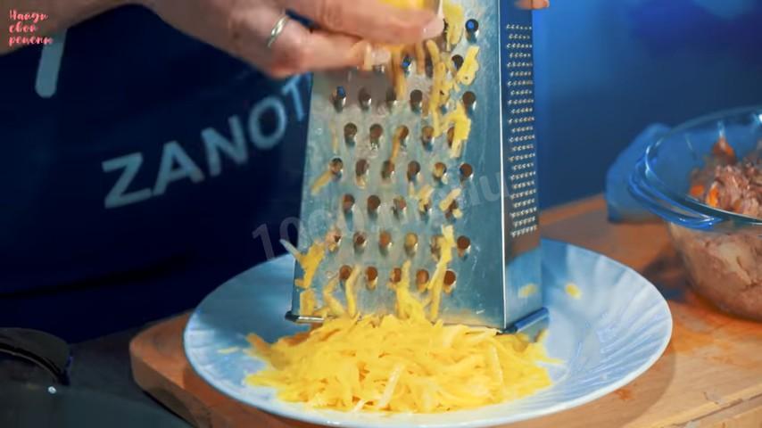 Шаг 15 приготовления Рулет Ханум с начинкой из мясного фарша