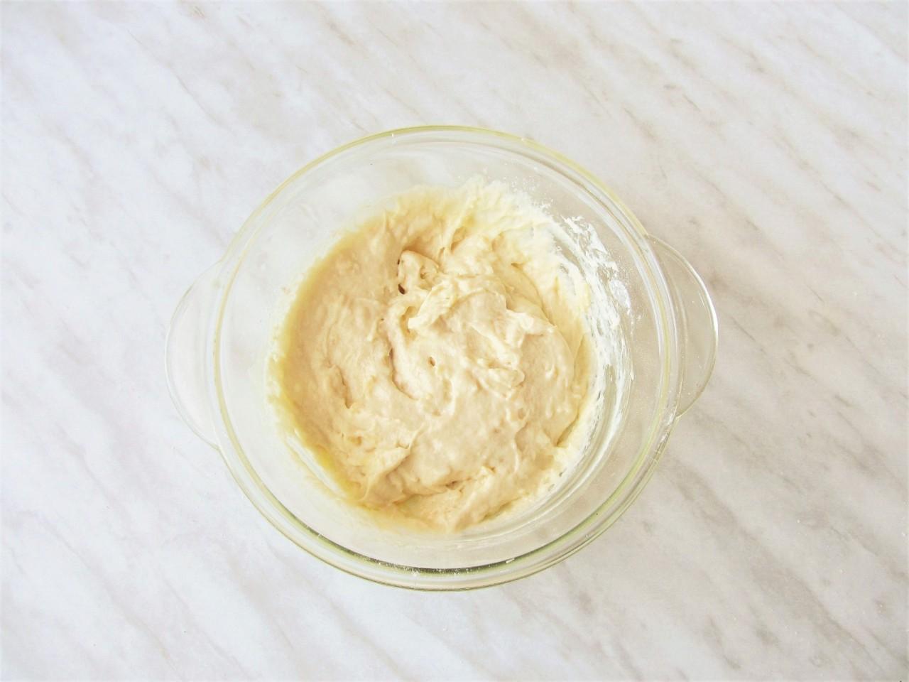 Шаг 7 приготовления Маффины с сыром и черри