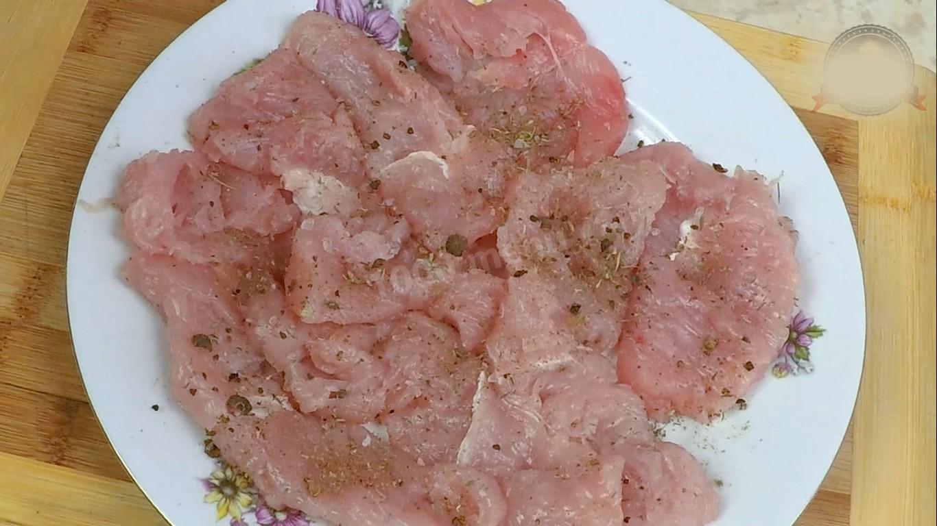 Шаг 3 приготовления Рулет Индейка с апельсином