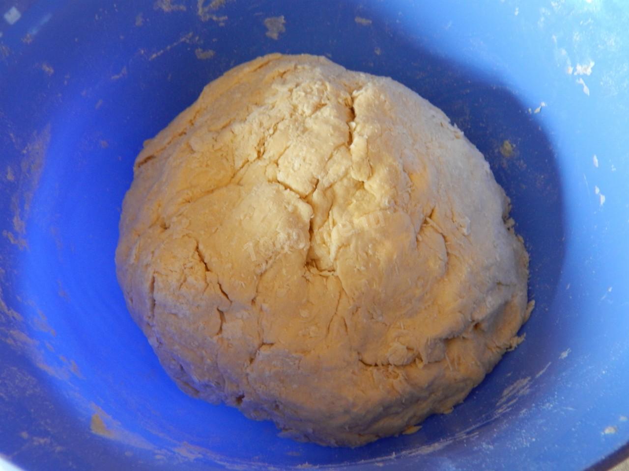 Шаг 1 приготовления Жульен с курицей опятами и сметаной в тарталетках