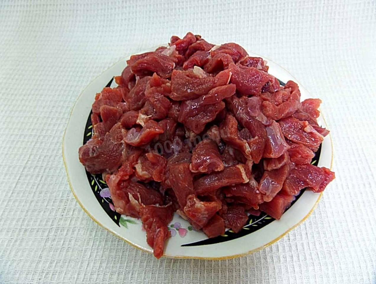 Шаг 2 приготовления Кукси с говядиной по-корейски