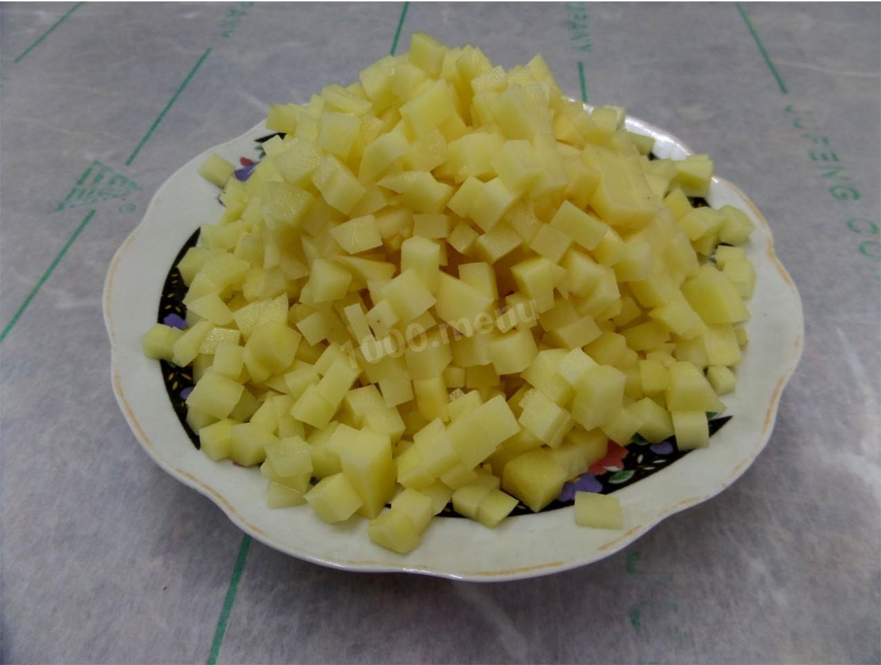 Шаг 5 приготовления Мясной рулет в слоеном тесте