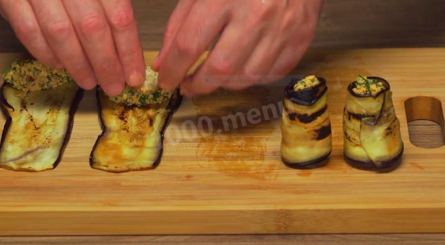 Шаг 13 приготовления Пхали ассорти с орехами