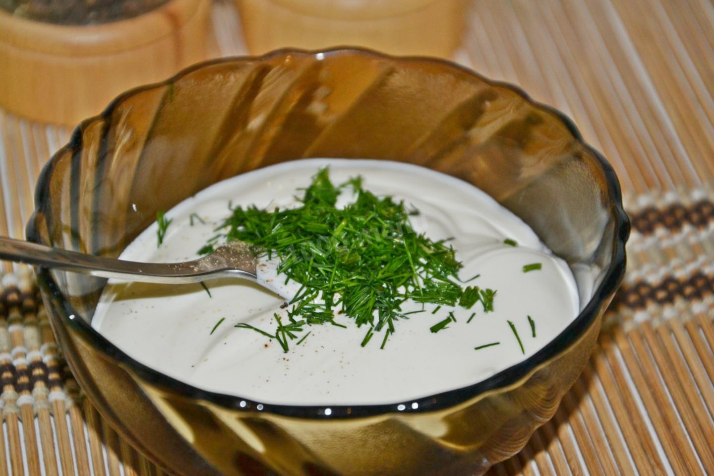 Шаг 9 приготовления Блинчики из икры карпа с соусом