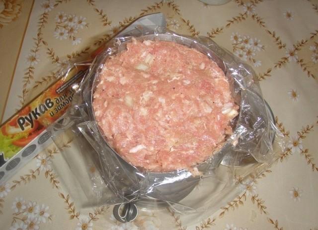 Шаг 1 приготовления Домашняя ветчина из куриного филе