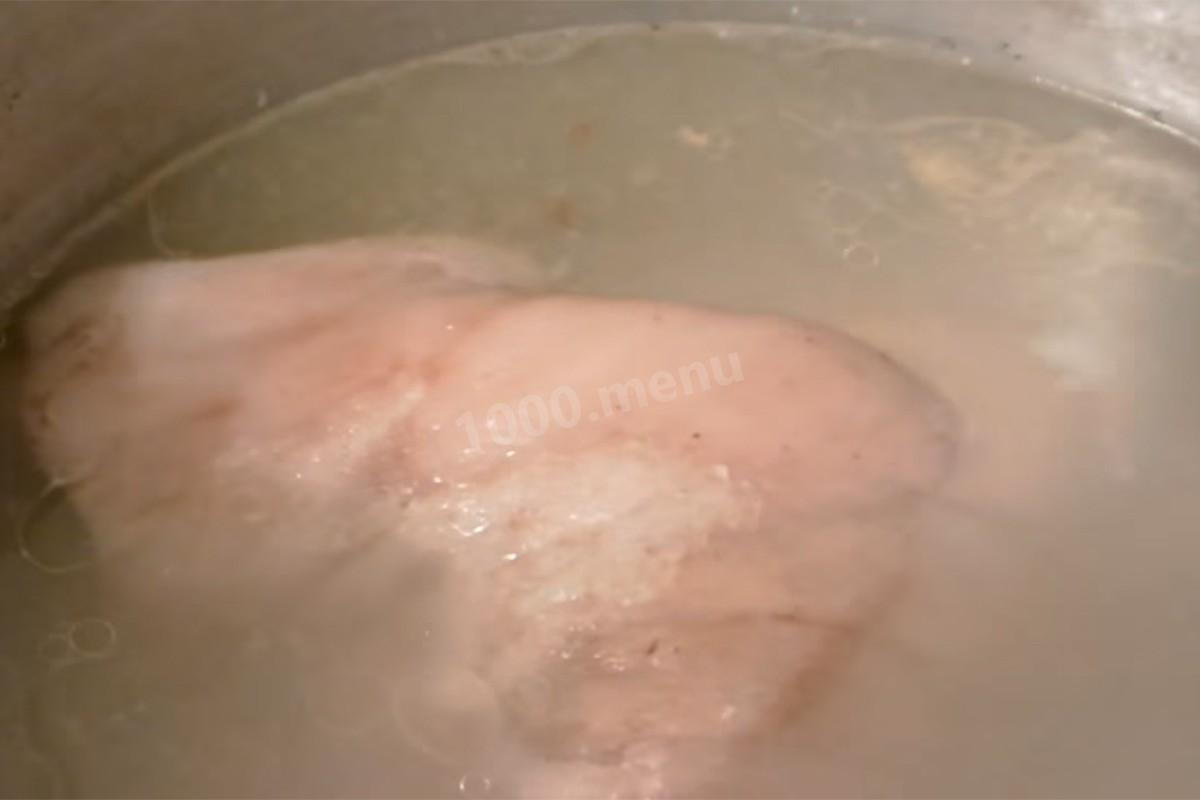 Шаг 5 приготовления Холодец из свиной рульки и курицы