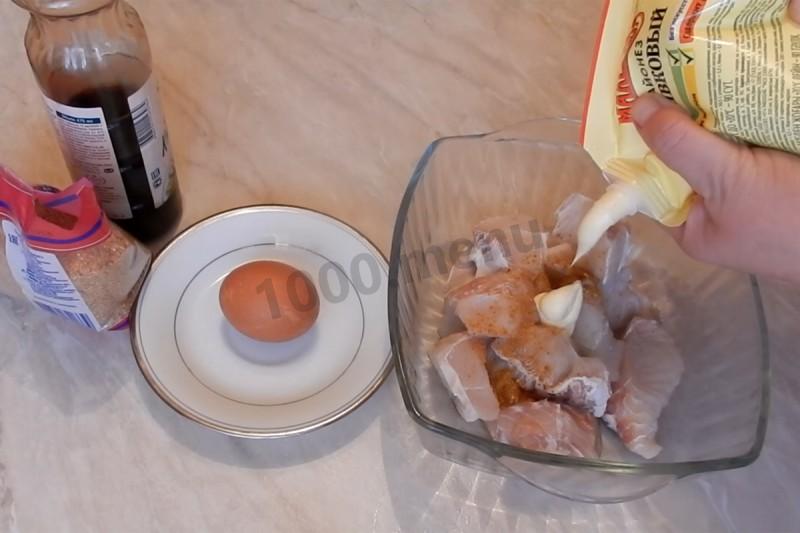 Шаг 7 приготовления Стейк из акулы в духовке