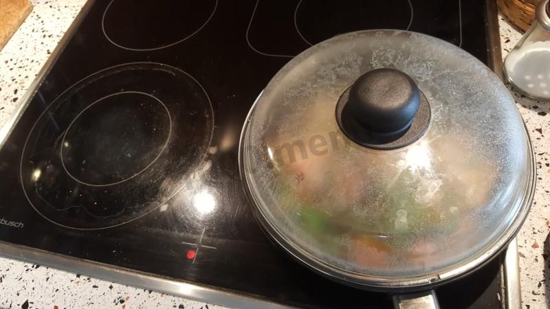 Шаг 7 приготовления Бурито с курицей и стручковой фасолью