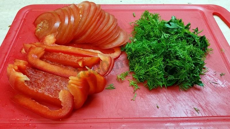 Шаг 2 приготовления Шаурма в лепешке по-домашнему