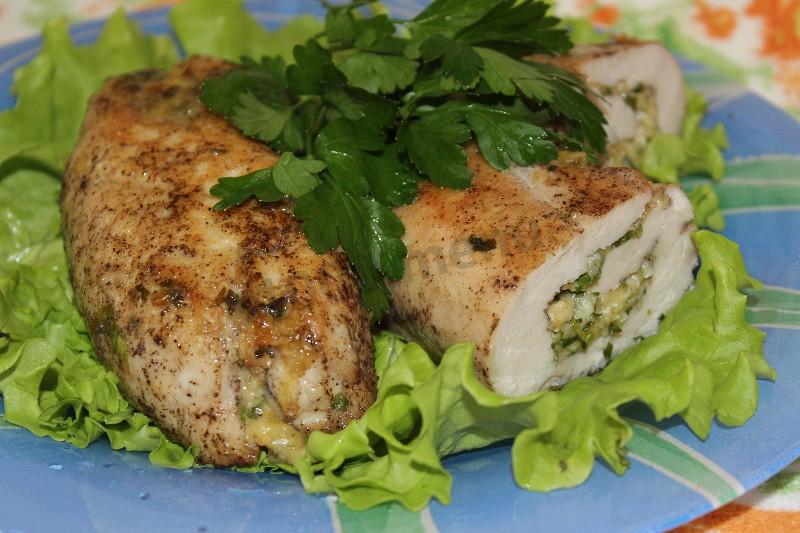 Шаг 5 приготовления Куриные рулетики Вкусные