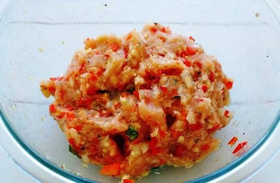 Шаг 3 приготовления Куриные шарики с сыром