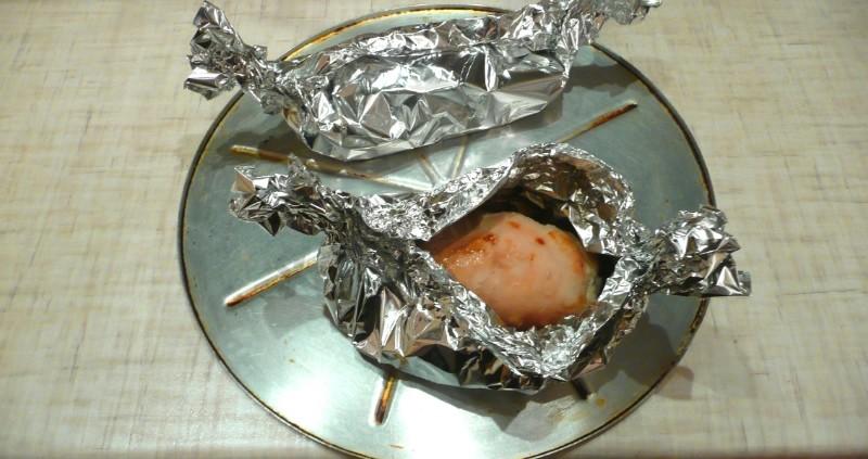 Шаг 8 приготовления Куриный рулет черносливный