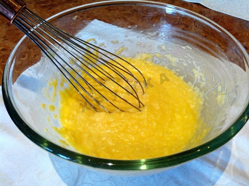 Шаг 5 приготовления Гренки сырные на завтрак