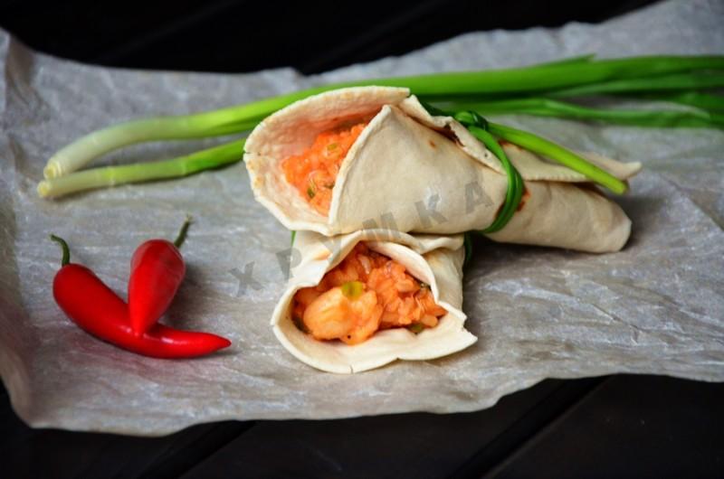Шаг 7 приготовления Буррито с курицей и рисом