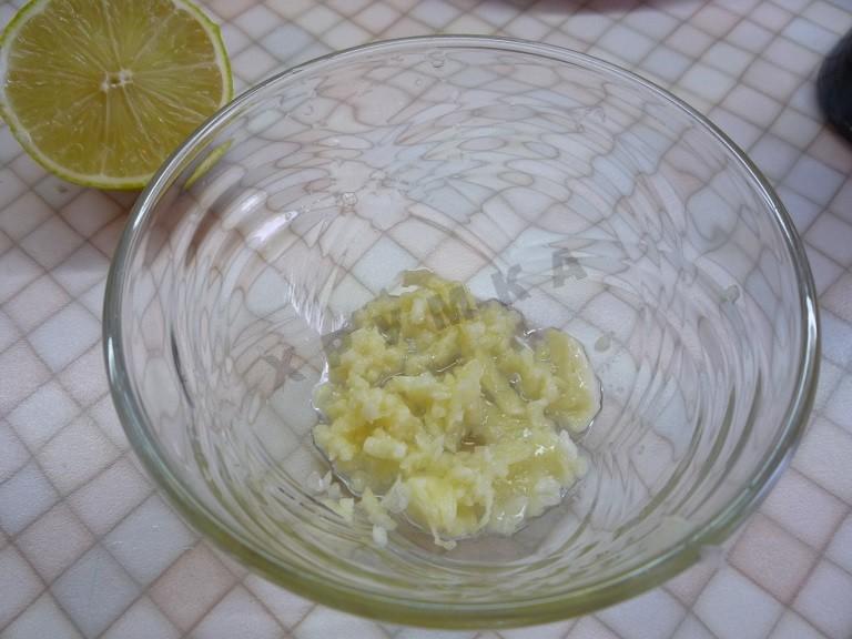Шаг 4 приготовления Сашими из лосося от Нобуки Матсушима