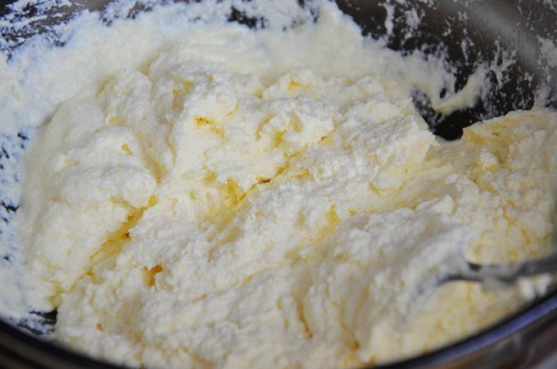 Шаг 5 приготовления Плавленый сыр из творога с яйцами и сливочным маслом