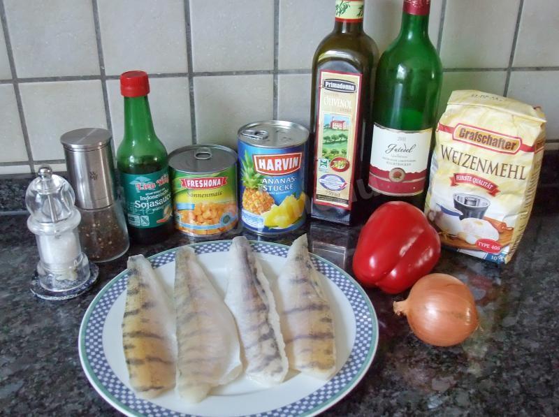 Шаг 1 приготовления Рыба с ананасами