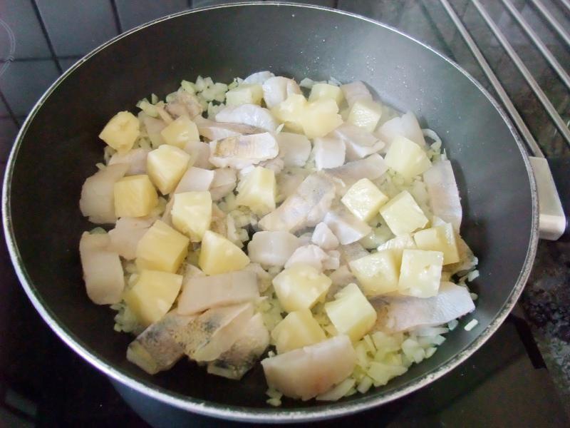 Шаг 8 приготовления Рыба с ананасами