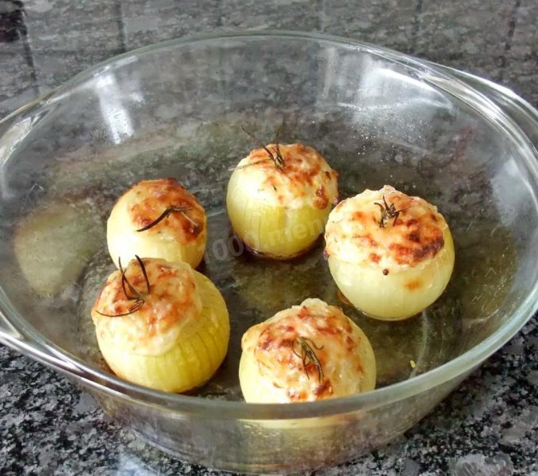 Шаг 10 приготовления Запеченный лук в духовке