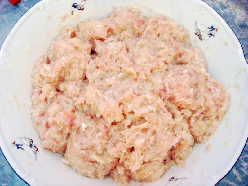 Шаг 8 приготовления Куриный хлеб с сыром и грибами
