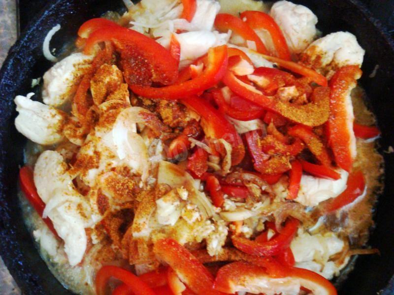 Шаг 11 приготовления Курица по-восточному