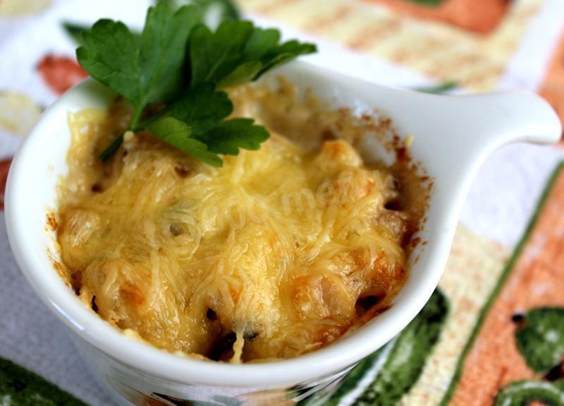 Шаг 8 приготовления Жульен из морепродуктов