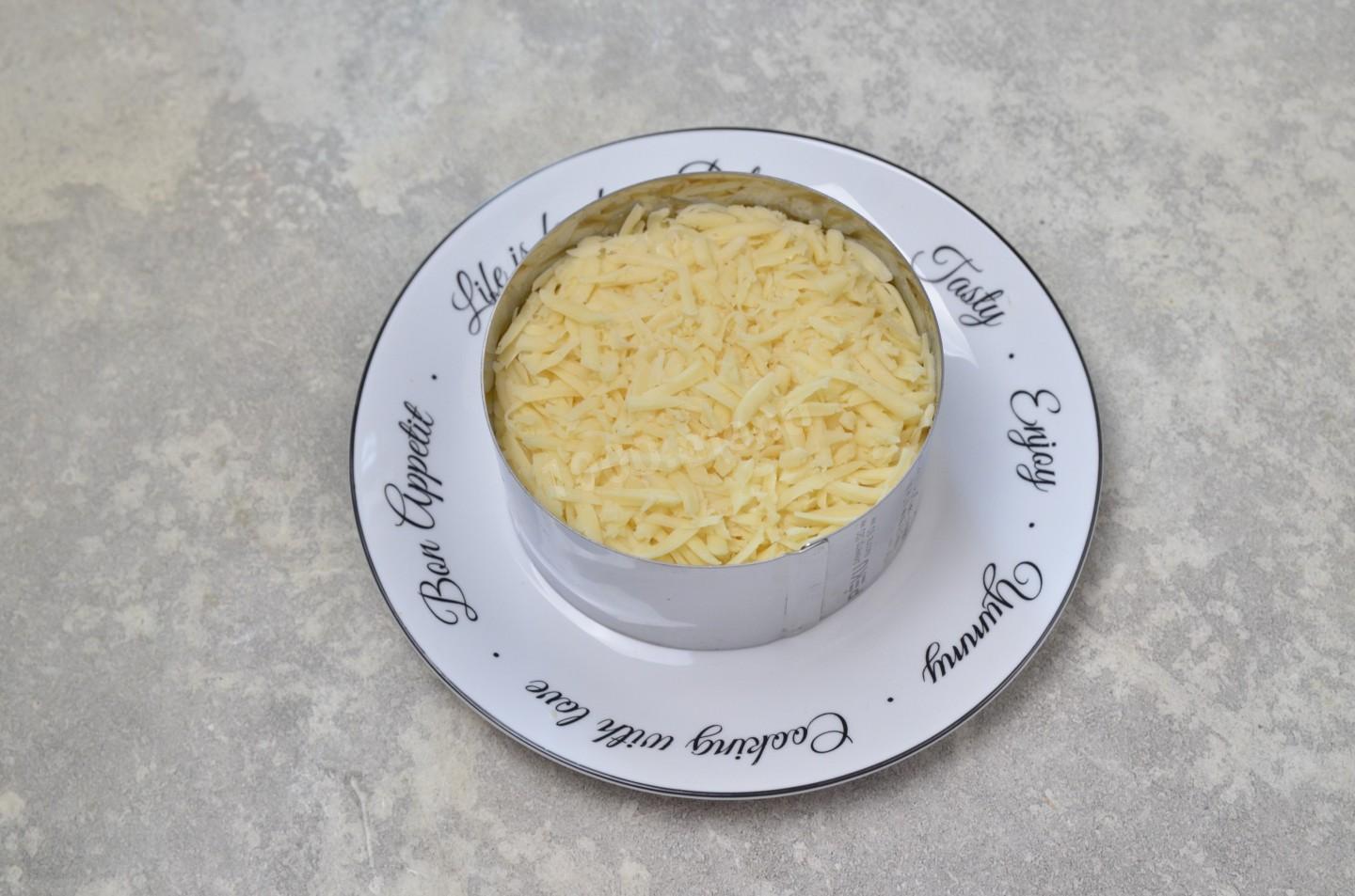 Шаг 9 приготовления Салат из мяса и лука