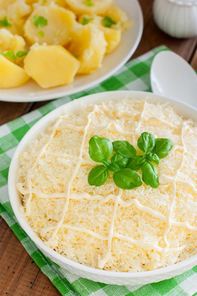 Шаг 8 приготовления Салат Мужские грезы с курицей