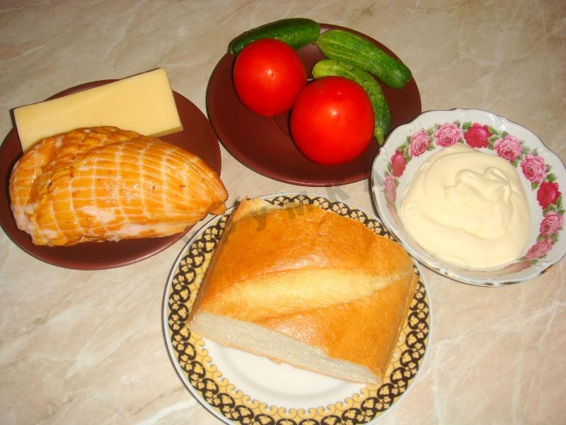 Шаг 1 приготовления Салат Малибу с копченой курицей