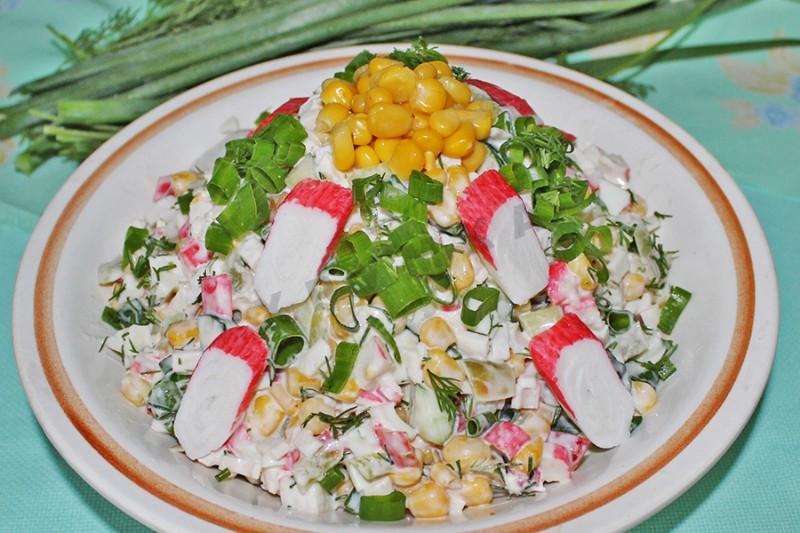 Обложка рецепта Салат Мозаика с крабовыми палочками