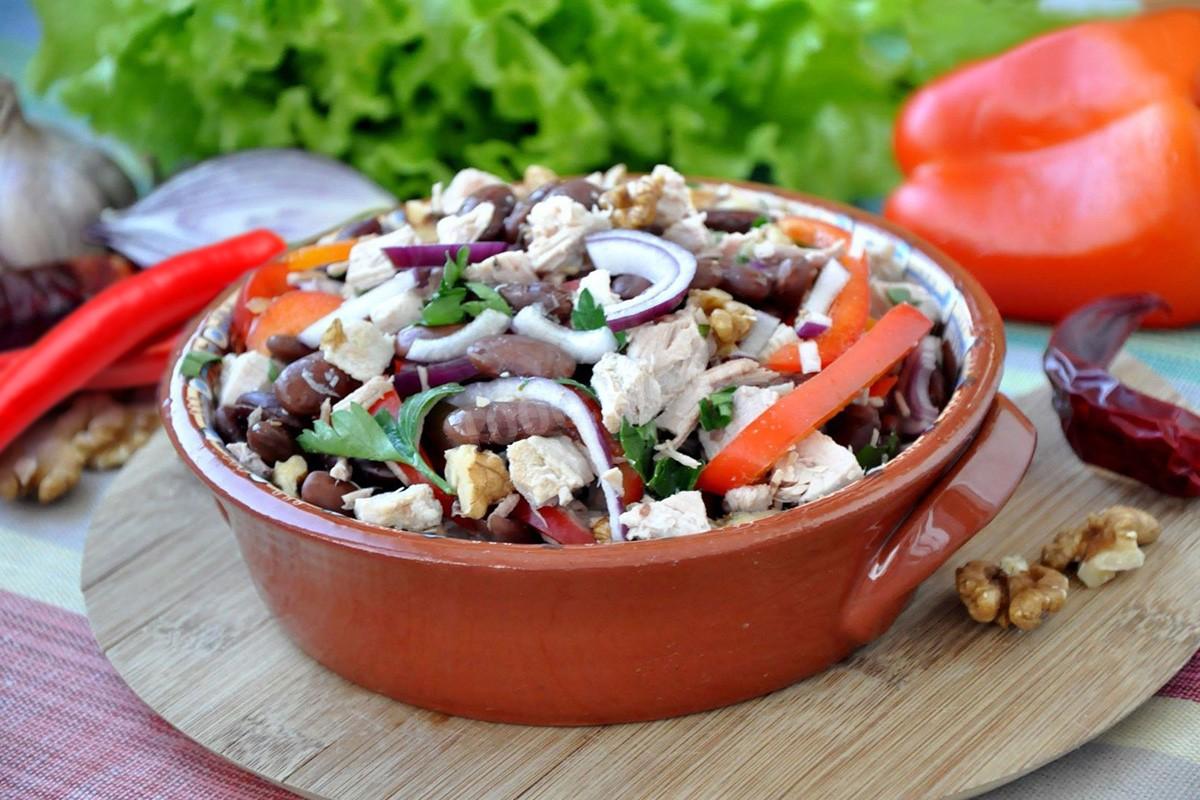 Обложка рецепта Салат Тбилиси с курицей