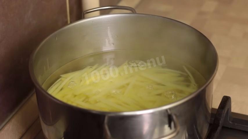 Шаг 4 приготовления Корейский картофельный салат Камди ча