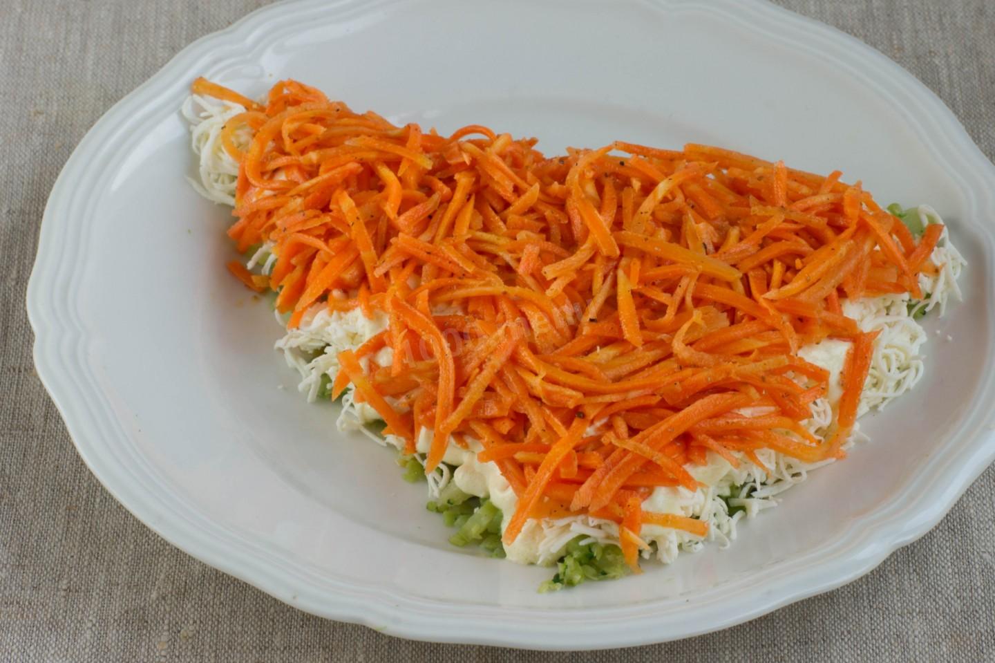 Шаг 8 приготовления Вегетарианский салат Ель кучерявая