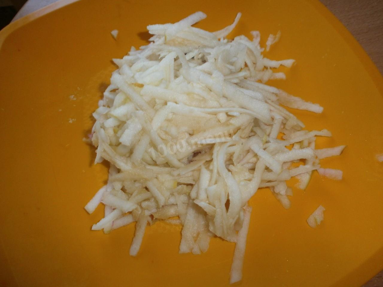 Шаг 3 приготовления Салат сладкая парочка из свеклы и яблок