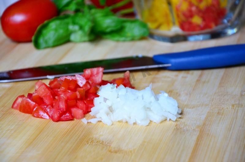 Шаг 4 приготовления Салат из кускуса и тунца
